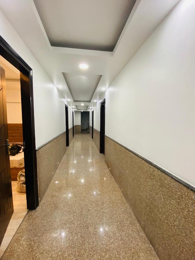 As Global Hotel Noida Eksteriør billede